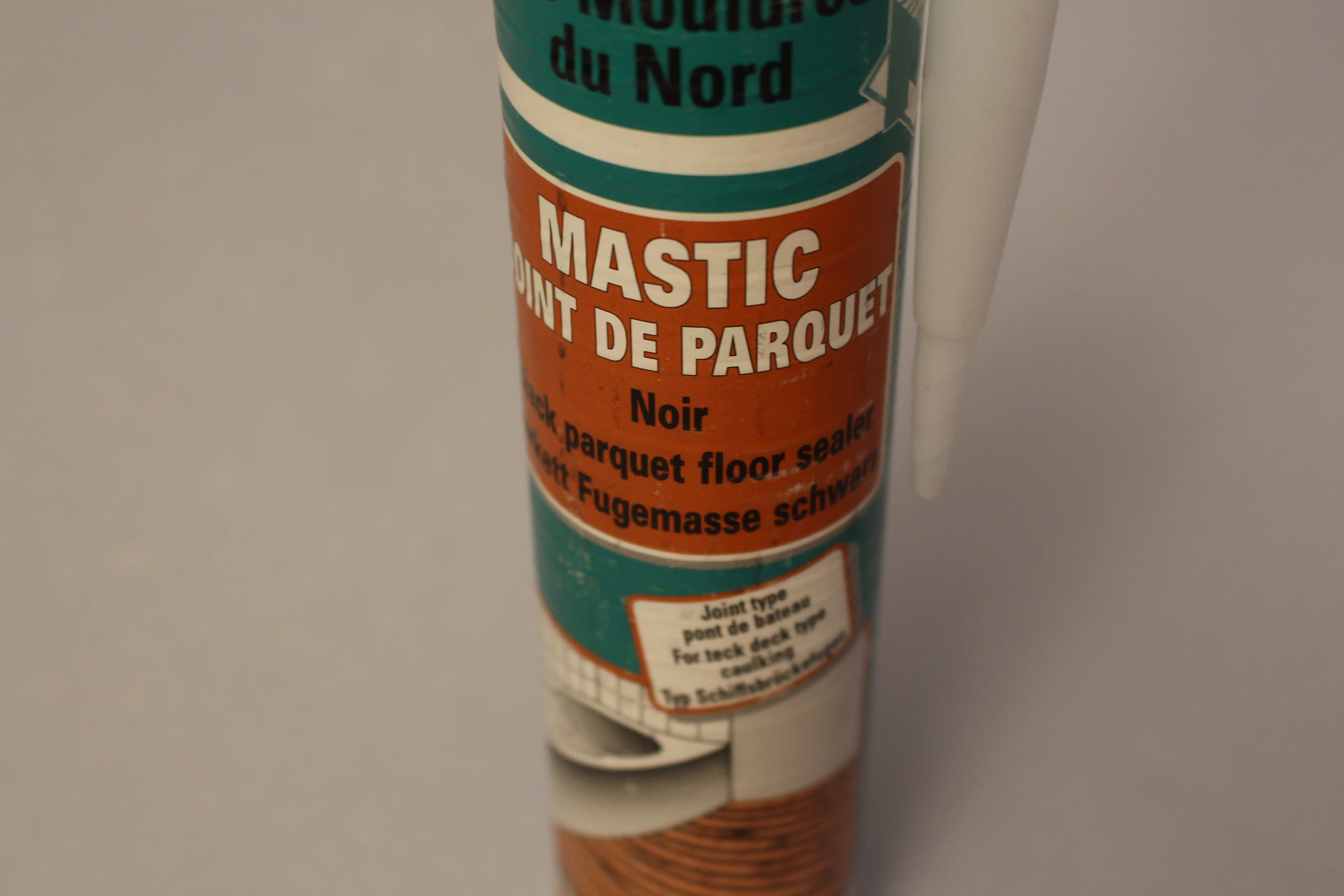 Joint noir pour parquet pont de bateau teck ou merbau