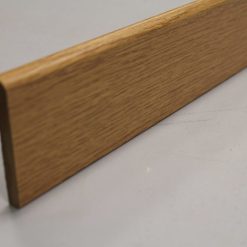 Plinthe decor chene arrondi 9 x 68 mm